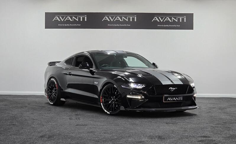 FORD MUSTANG